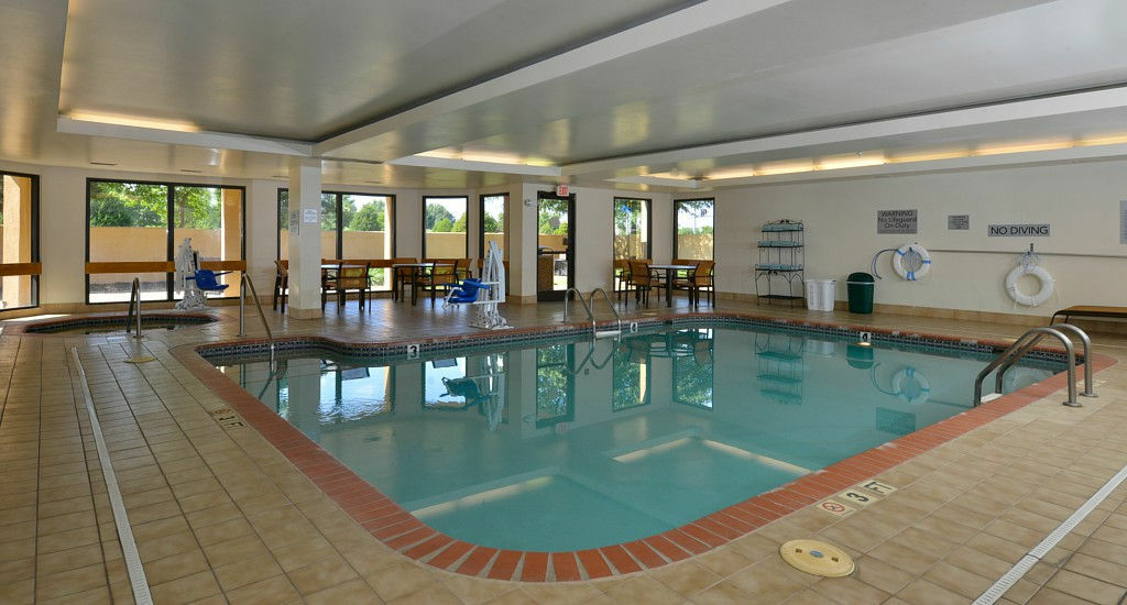 Courtyard By Marriott Бентънвил Екстериор снимка